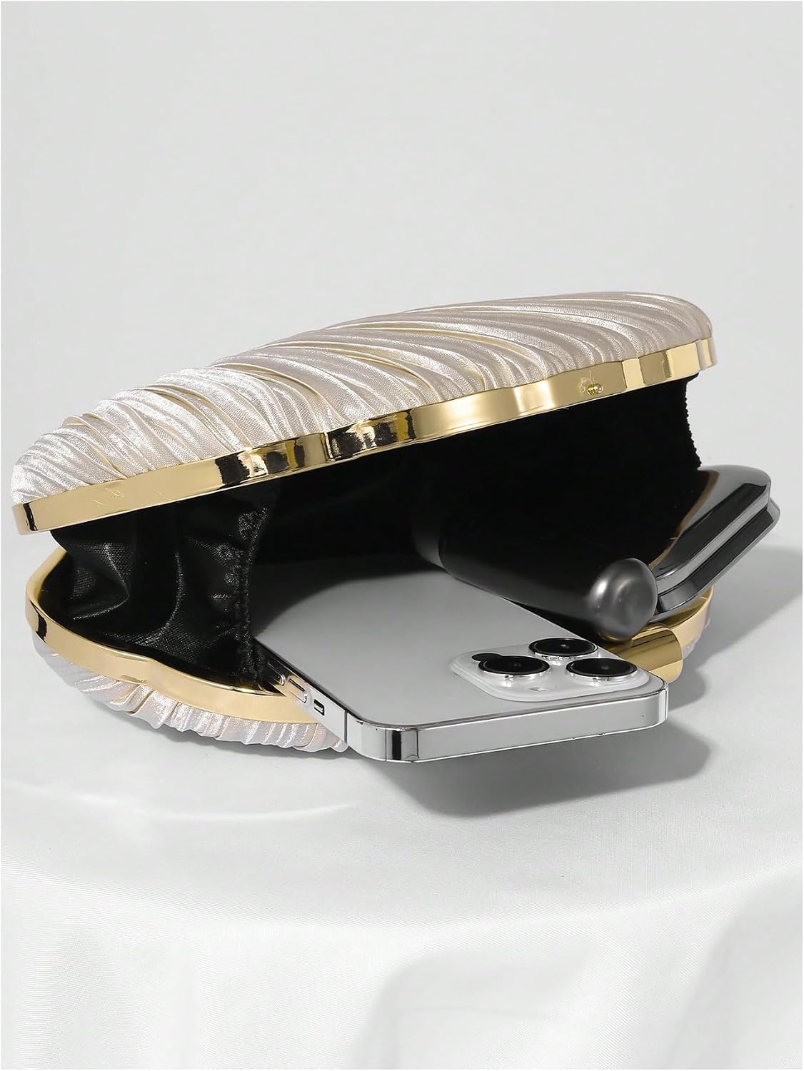 Women's Shell Shaped Clutch Purse Ruched Mini Crossbody Bag Elegant Evening Handbag with Chain Strap