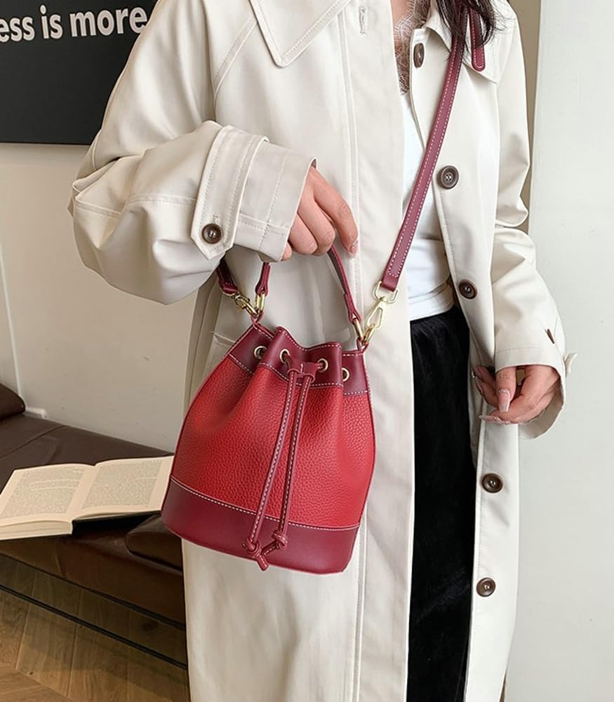 Women\u2019s Retro Bucket Bag Chic Drawstring Hobo Purse with Adjustable Strap Lightweight Shoulder Bag for All Seasons