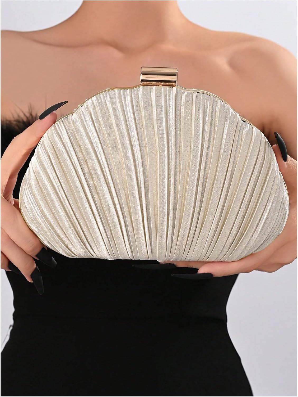 Women's Shell Shaped Clutch Purse Ruched Mini Crossbody Bag Elegant Evening Handbag with Chain Strap